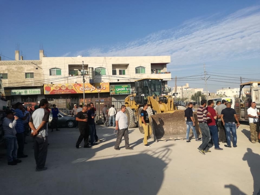 بلدية برما تحسم يومان من رواتب موظفين مضربين