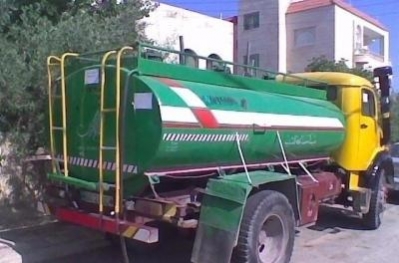 صحة الزرقاء تحجز 5 صهاريج توزيع مياه وتغلق ثلاث مصادر اخرى