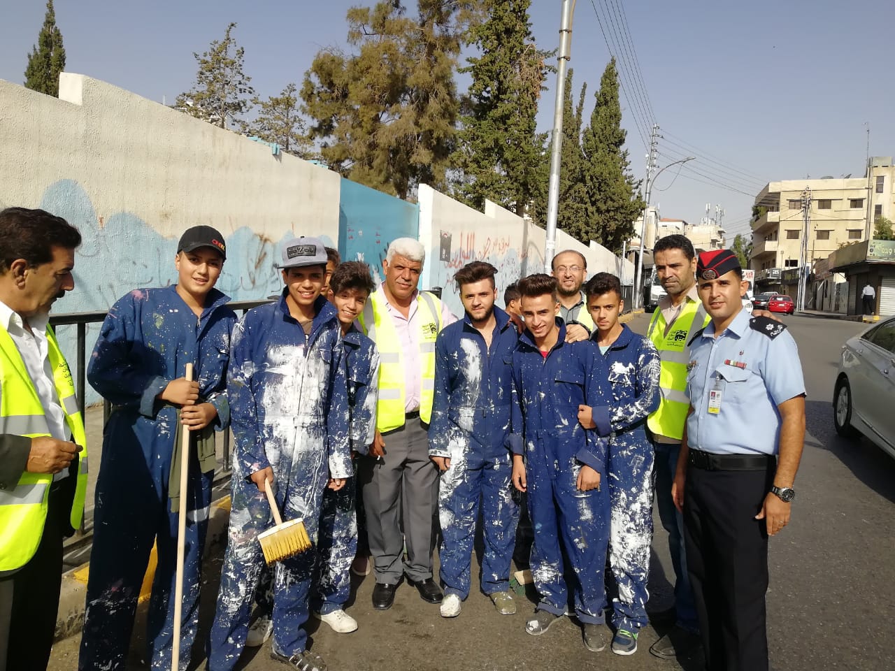 لشرطة المجتمعية في مركز امن النزهة تنفذ مبادرة ( الشارع المثالي)