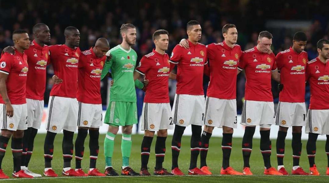 السعودية تسعى لشراء مانشستر يونايتد بـ ٤ مليارات جنيه استرليني.