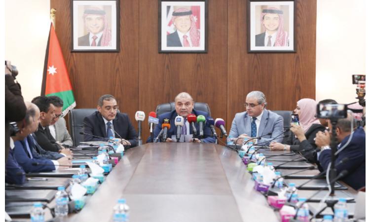 اللجنة النيابية تحمل عناب ومحافظة مسؤولية التقصير بفاجعة البحر الميت