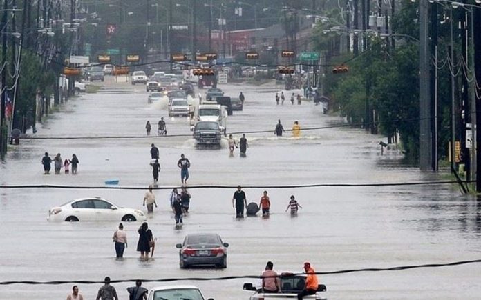 ارتفاع عدد ضحايا عواصف إيطاليا إلى 17 قتيلا.