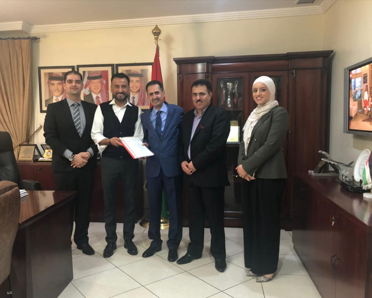 مين عام مجلس الجالية الاردنية بالكويت يتبرع بـ 24 ألف دينار للطلبة الأردنيين
