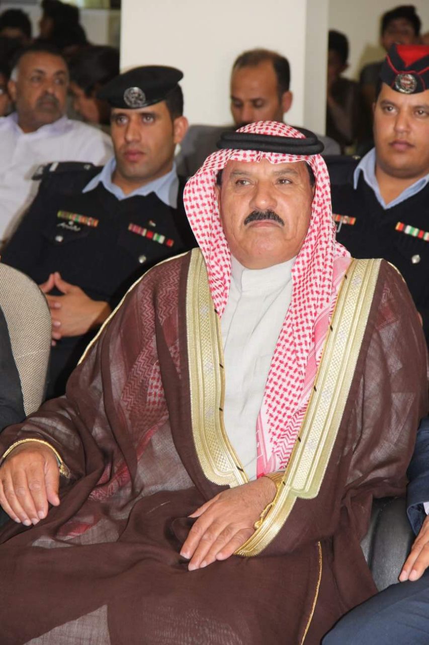 الشيخ الزهير يبارك لضباط وضباط الصف بالتهنئة والتبريك بالترفيع.