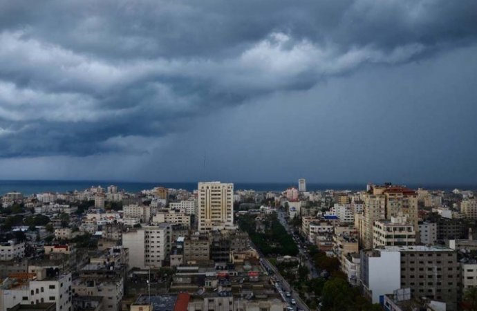 أجواء لطيفة الإثنين وغير مستقرة مساء الثلاثاء
