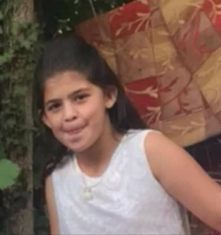شقيق الطفلة الشهيدة في حادثة السقوط داخل الحفرة الامتصاصية يناشد الاردنيين