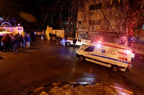 ذوو شهداء قلعة الكرك يطالبون باعادة محاكمة الإرهابيين