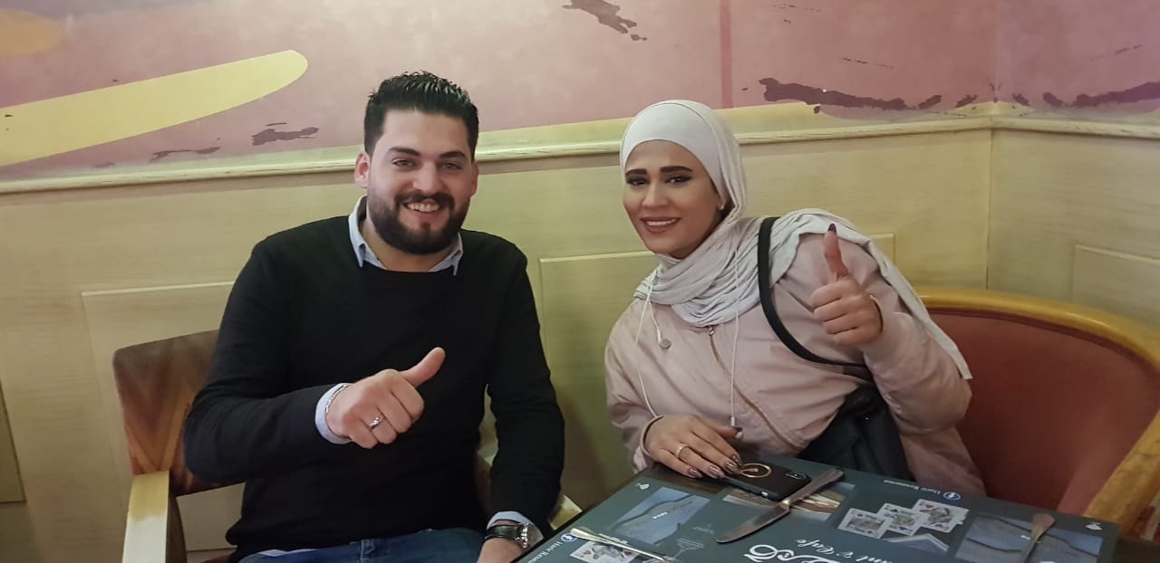 مع اقتراب اعلان نتائج مسابقة زواج مجاني.. مطعم حرير يستضيف عددا من المتسابقين.