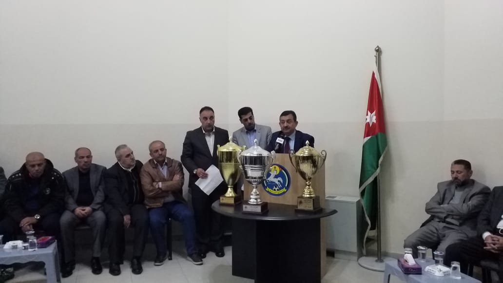 بالاسماء ...نادي السلط يكرم مجلس الأمناء وفريق كرة اليد.