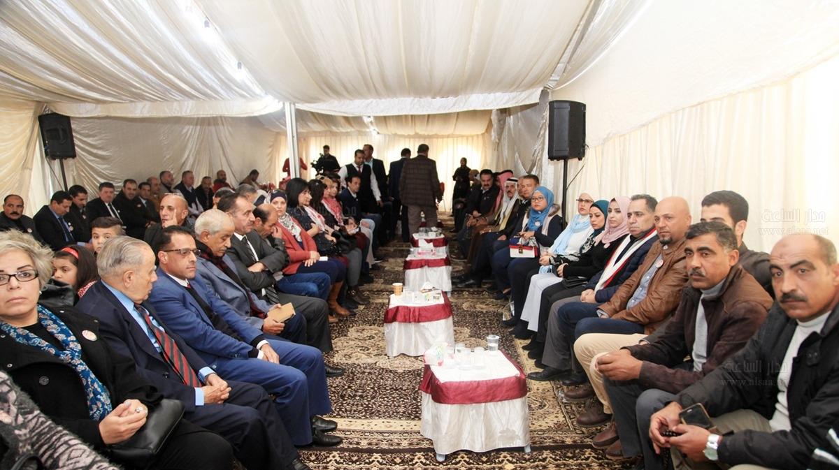جموع غفيرة من الأردنيين في دارة وصفي التل .