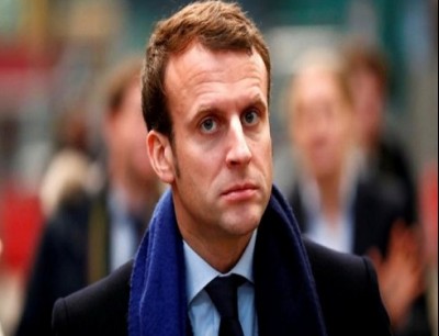 بالصور : فيسبوك يحظر صور ماكرون الفاضحة.