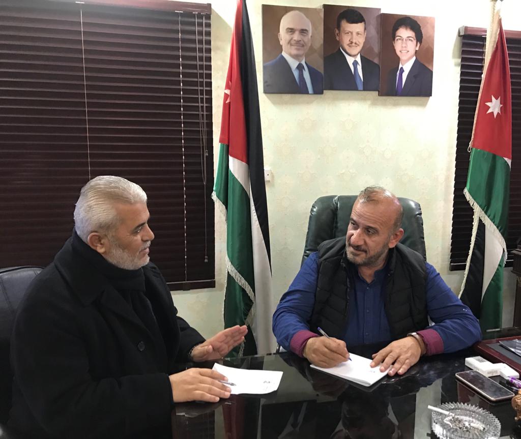 رئيس بلدية الرصيفة : مدير عام الأراضي يتعامل مع قرارات الحكومة باستعلاء