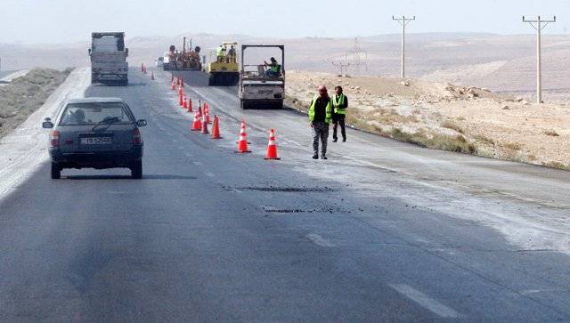 35 نسبة الإنجاز بمشروع الطريق الصحراوي