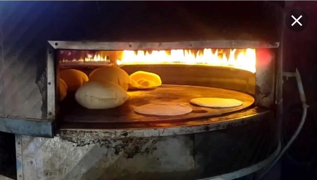 الألواح خشبية لحفظ ونقل عجين الخبز غير صالحة للاستخدام بالمفرق.