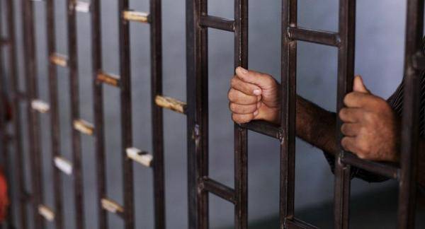 الحكم على أعضاء عصابة الضليل بالسجن 15 سنة لاثنين منهما والفتاة سنة واحدة