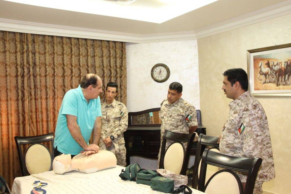 ​مديرية الإسكان والأشغال العسكرية تنظم برنامجاً تدريبياً طبياً مع الجمعية الأردنية للخدمات الطبية