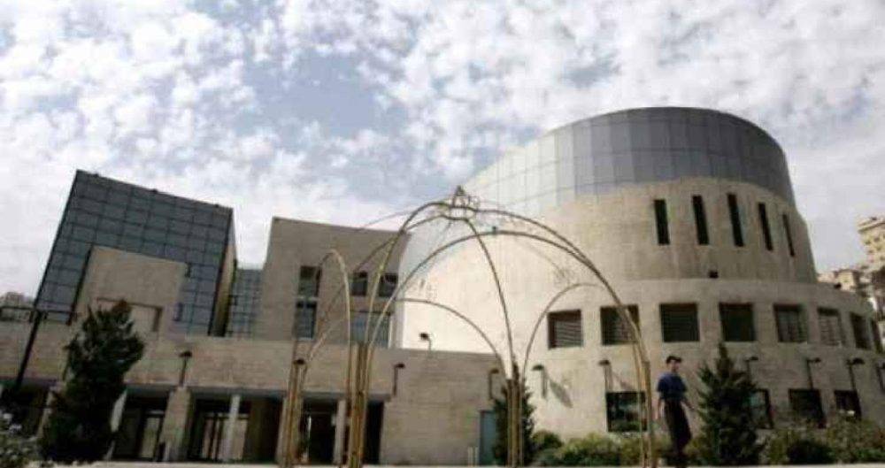 الامانة توضح تاريخ انتاج الغد على اكياس الدجاج