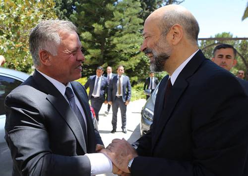 الرزاز يهنئ الملك بعيد ميلاده الميمون