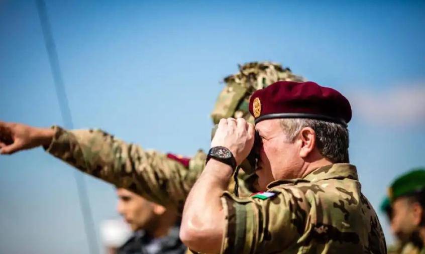 رجال القوات الخاصة يُهنؤون الملك القائد بعيد ميلاده