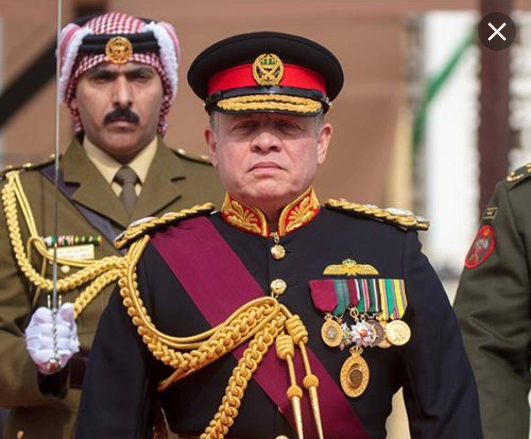 مستثمري وموظفي مدينة الموقر الصناعيه يهنئون الملك