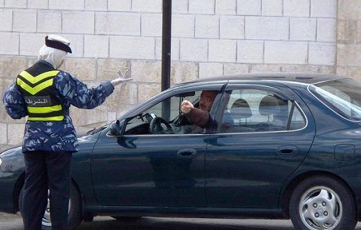 السير: تمديد ساعات الدوام الرسمي في حال الإقبال الكبير