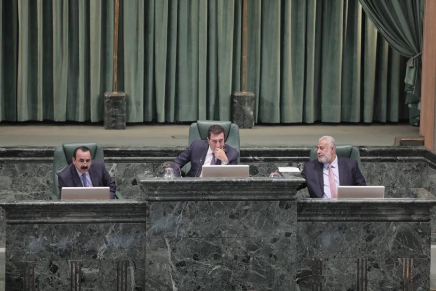 الطراونة :توجه لتعديل يصعّب على النواب الأكثر غيابا من الترشح لعضوية اللجان