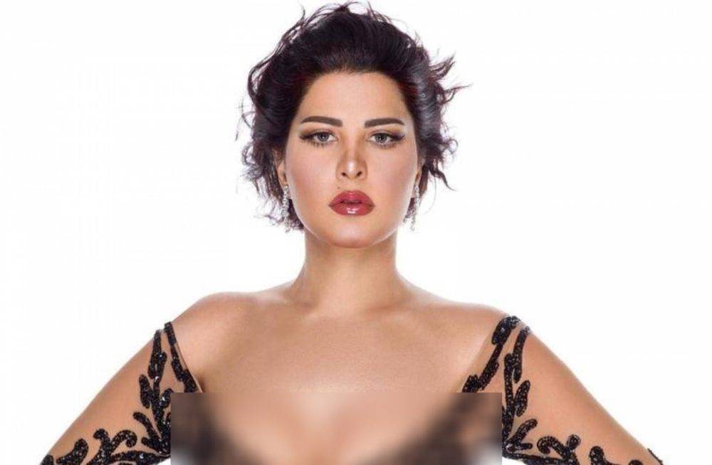 نجمة كويتية تثير غضب الجمهور بفستانها المكشوف ورقصها الجريء!..