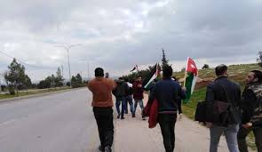 الزرقاء تنضم لقوافل المتعطلين...وتشارك بمسير للديوان الملكي بحثاً عن العمل