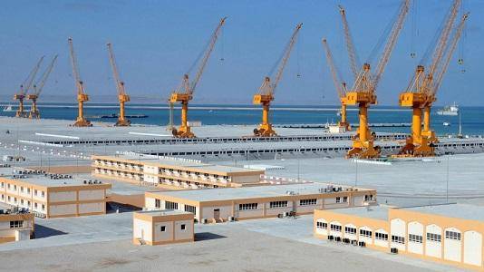 العراق مستعد لمدينتين صناعيتين مع الأردن وإيران