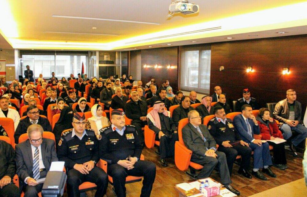 الشرطة المجتمعية والهلال الأحمر يطلقان مشروع أعوان في شرق عمان