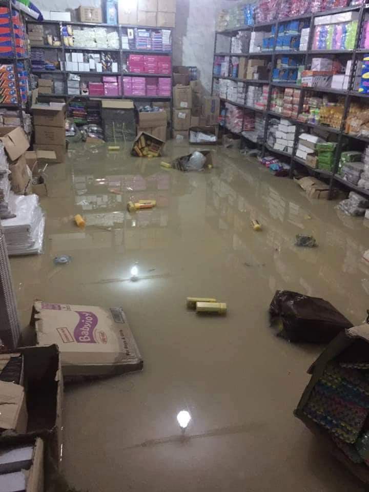 غرفة تجارة الزرقاء تتابع الأضرار التي لحقت بالتجار نتيجة منخفض أمس الثلاثاء