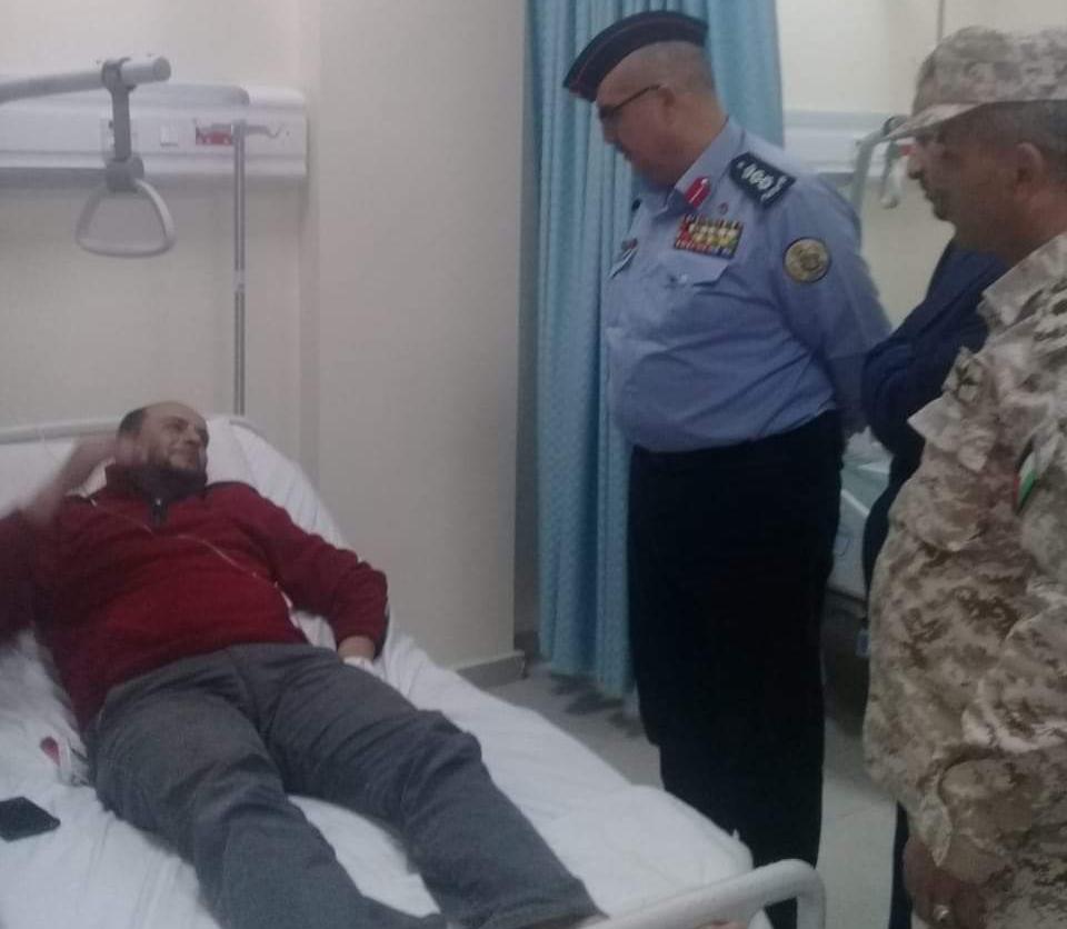 العقيد ابو كركي يتفقد مصابي الحادث المروري في الأغوار الجنوبية