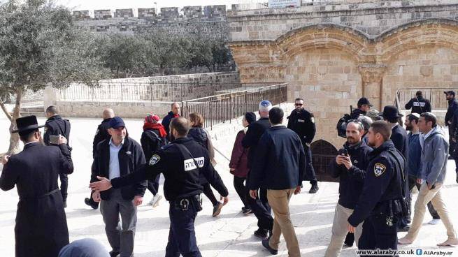 رئيس «الشاباك» الصهيوني زار عمان لبحث قضية باب الرحمة