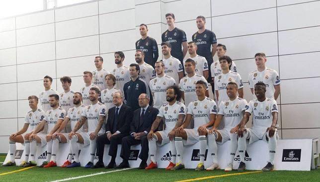 جماهير ريال مدريد تحدد اللاعبين الذين يجب بيعهم