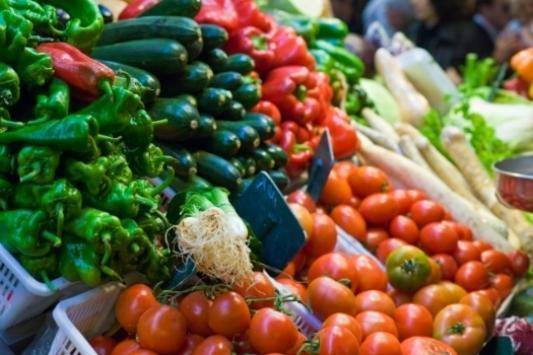 مصدرو الخضار يلوحون بمقاطعة ساحة التصدير