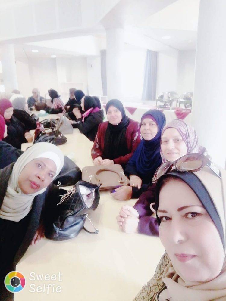 جمعية قافلة الخير تكريم أمهات... صور
