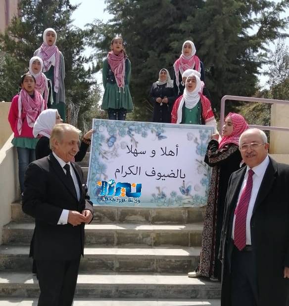 قافلة العطاء مستمرة في إبداعات وتميز ادارة مدرسة الكمشة المختلطة التابعة لمديرية تربية محافظة الزرقاء  الثانية...صور