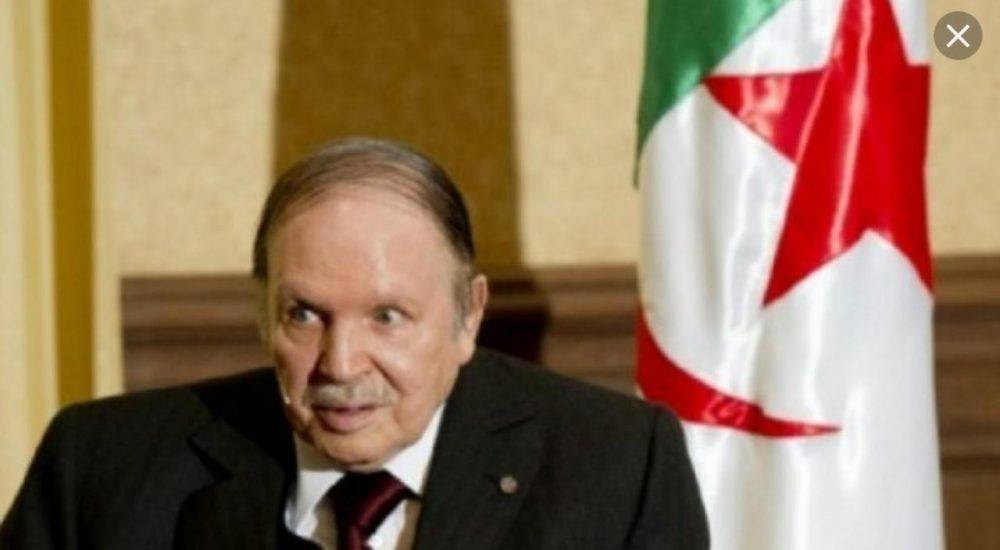 عاجل...بوتفليقة يقرر الاستقالة بعد عشرين عاماً في السلطة