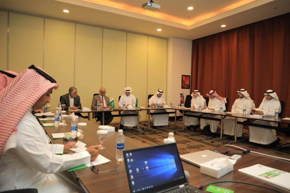 وفد باكستاني رفيع المستوى من قطاعي الطاقة والتعدين يزور المملكة العربية السعودية