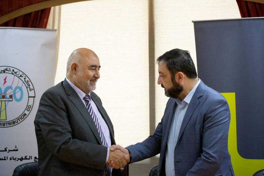 شركة توزيع الكهرباء توقع اتفاقية مع امنية لتوريد عدادات ذكية
