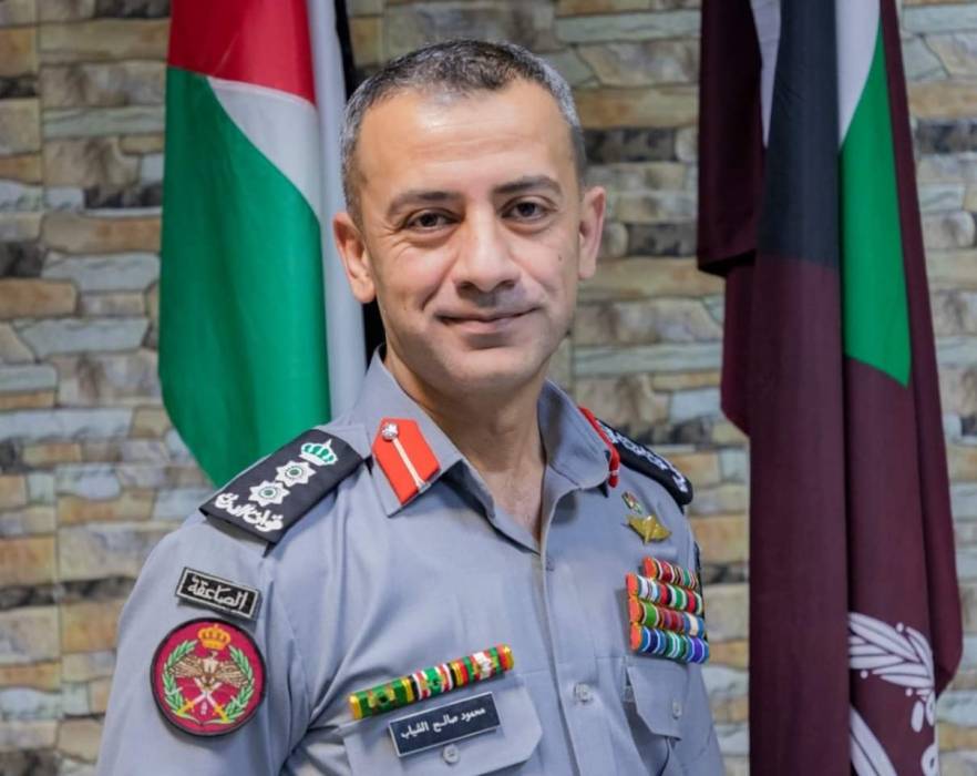 العين الطيب يبارك للعقيد محمود الشياب