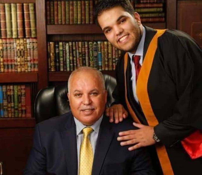الف مبروك لـلعميد ياسر المناصير تخريج نجله من كلية الطب.