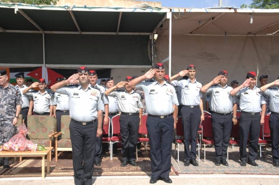 الدفاع المدني يخرج دورة علوم الدفاع المدني التأسيسية في مركزي تدريب الشمال والوسط