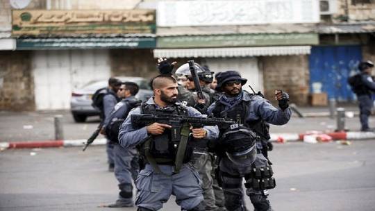 قوة من جيش الاحتلال تقتحم دار للأيتام في القدس