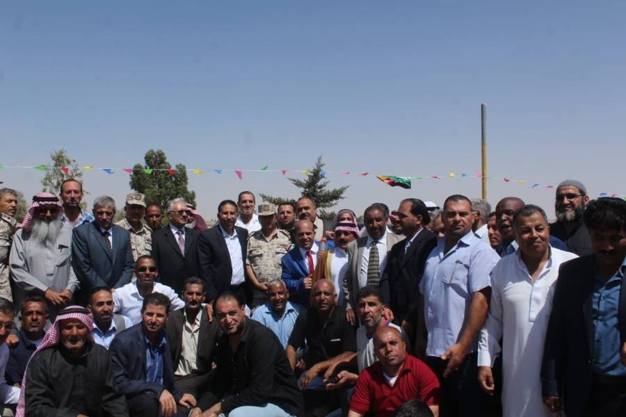 وفد من المتقاعدين العسكريين يزور كتيبة الحسين الآلية2 أم الشهداء... صور