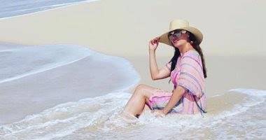 الفنانات المصريات يشعلن مواقع التواصل من الساحل الشمالى