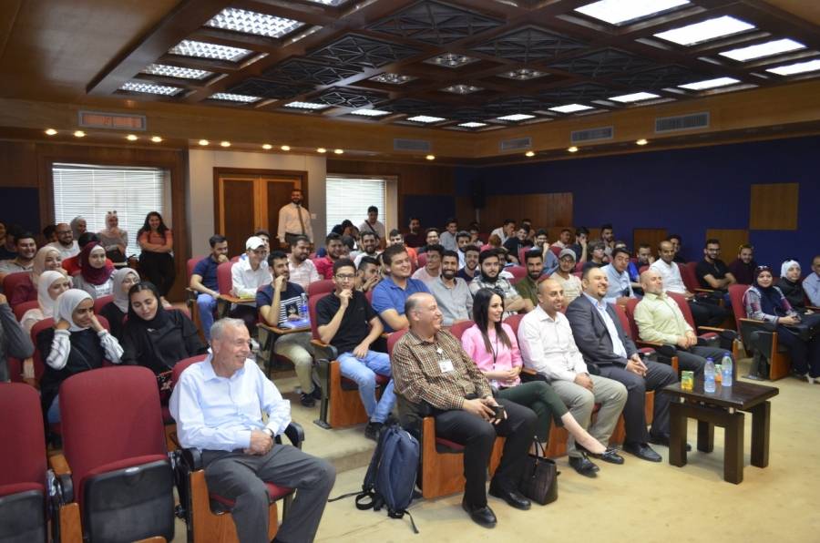 ورشة تعريفية في جامعة عمان الاهلية عن جائزة ولي العهد لأفضل تطبيق خدمات حكومية