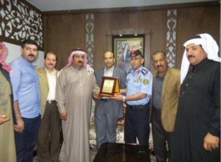 تكريم ذوي فرحين بمأدبا لالتزامهما بمنع اطلاق العيارات النارية