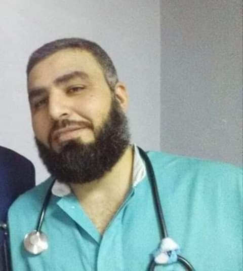 الطبيب “محمد رمضان ” يرقد على سرير الشفاء