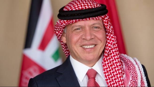الملك يهنئ بالعيد الوطني لفرنسا